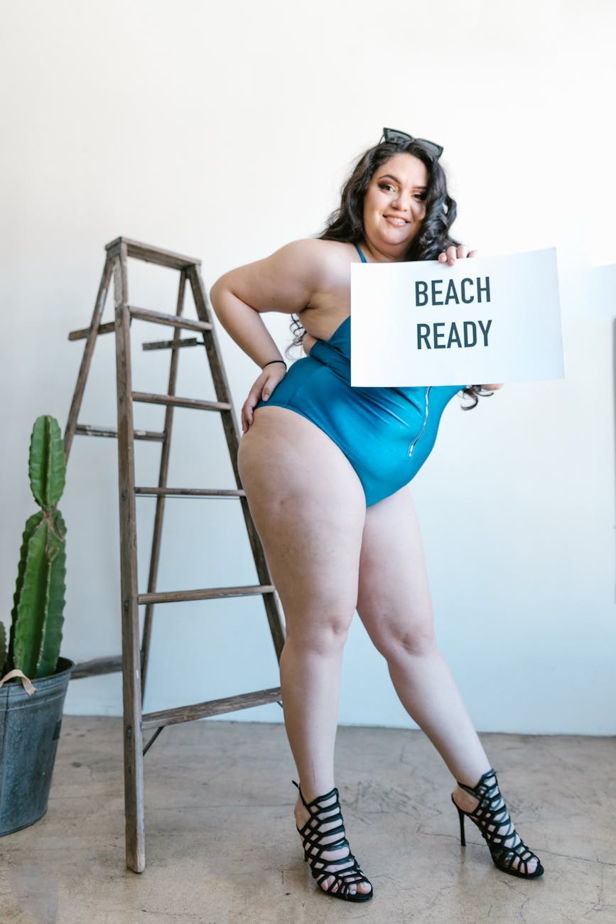 Your Ultimate Guide to a Stylish and Comfortable Plus-Size Beach&nbsp;Day