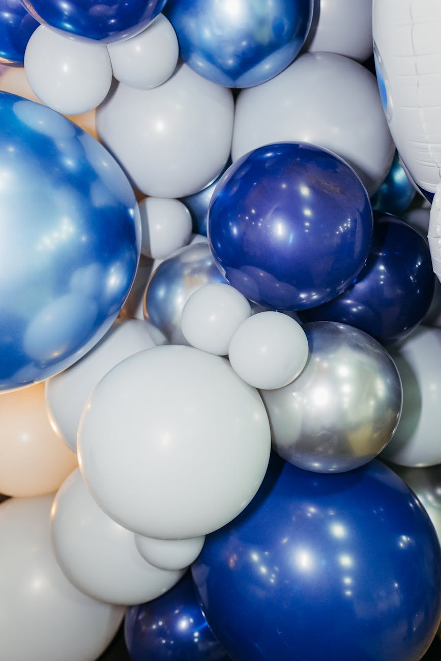 The Unexpected Joy of Making Balloon&nbsp;Arches